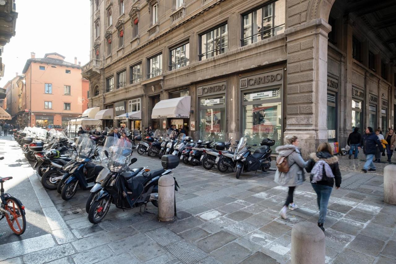 Appartamento Dietro Fontana Del Nettuno Bologna Eksteriør bilde